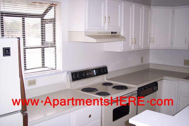 Cedar Park Apartments, one month FREE! (512) 293-5483